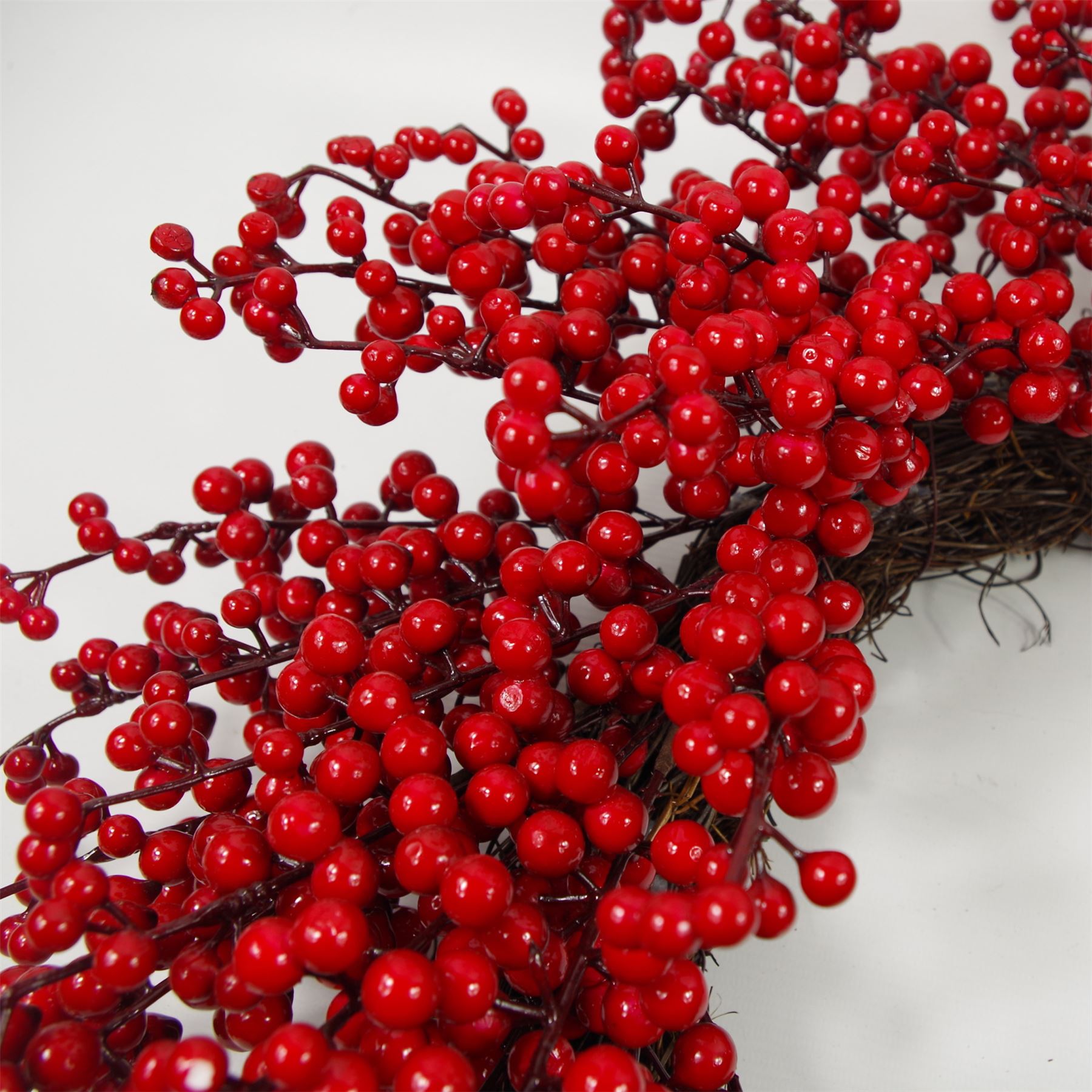 Red Christmas Luxury Berry Wreath